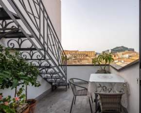 Alloro House with Terrace by Wonderful Italy